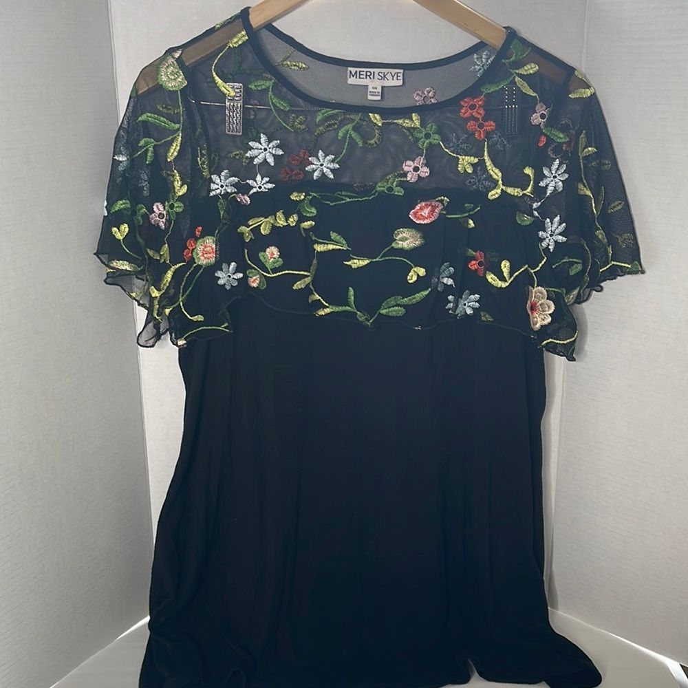 Meri Skye floral embroidered top OX